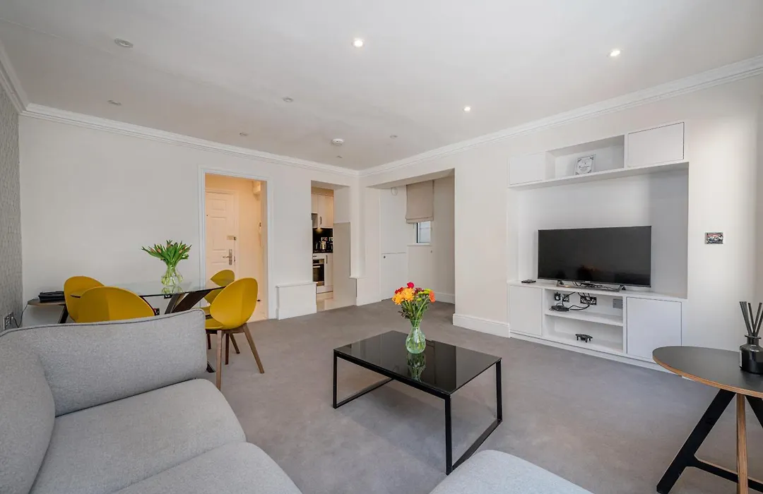 Queensgate Court Apartments-1
